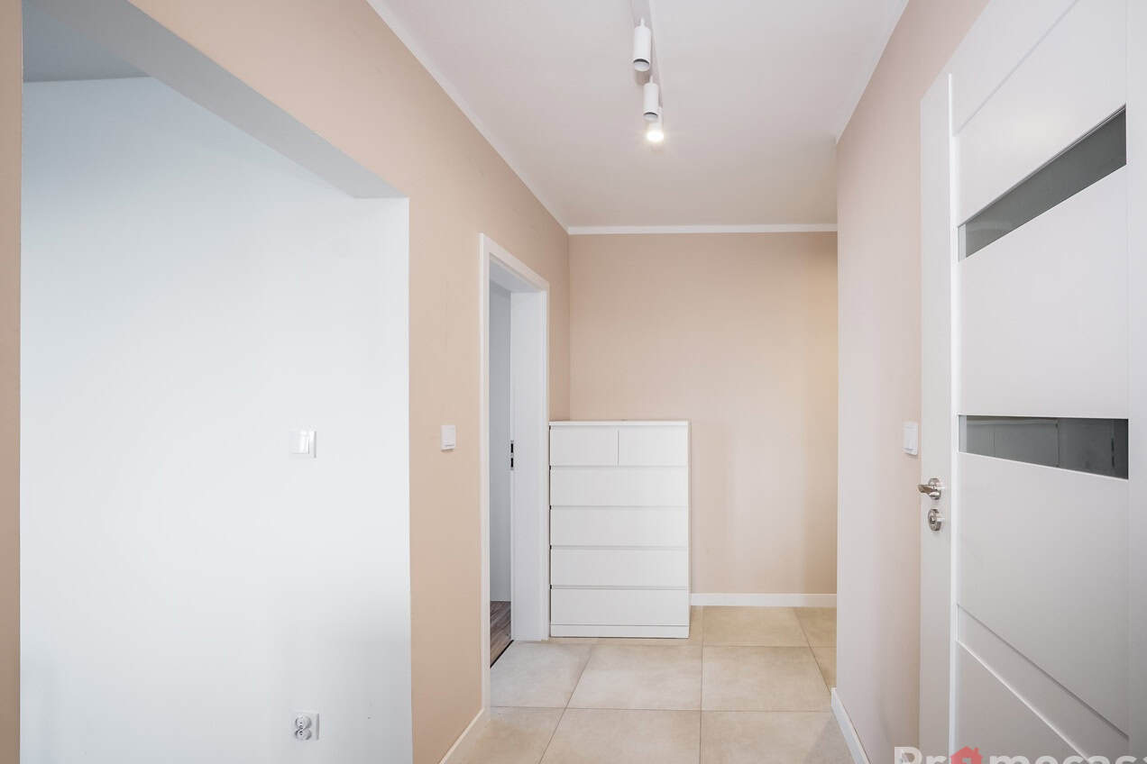 Mieszkanie na sprzedaż – Kraków -Bieżanów – ul. Heleny – 3-pokojowe – 51,92 m2 – po generalnym remoncie.