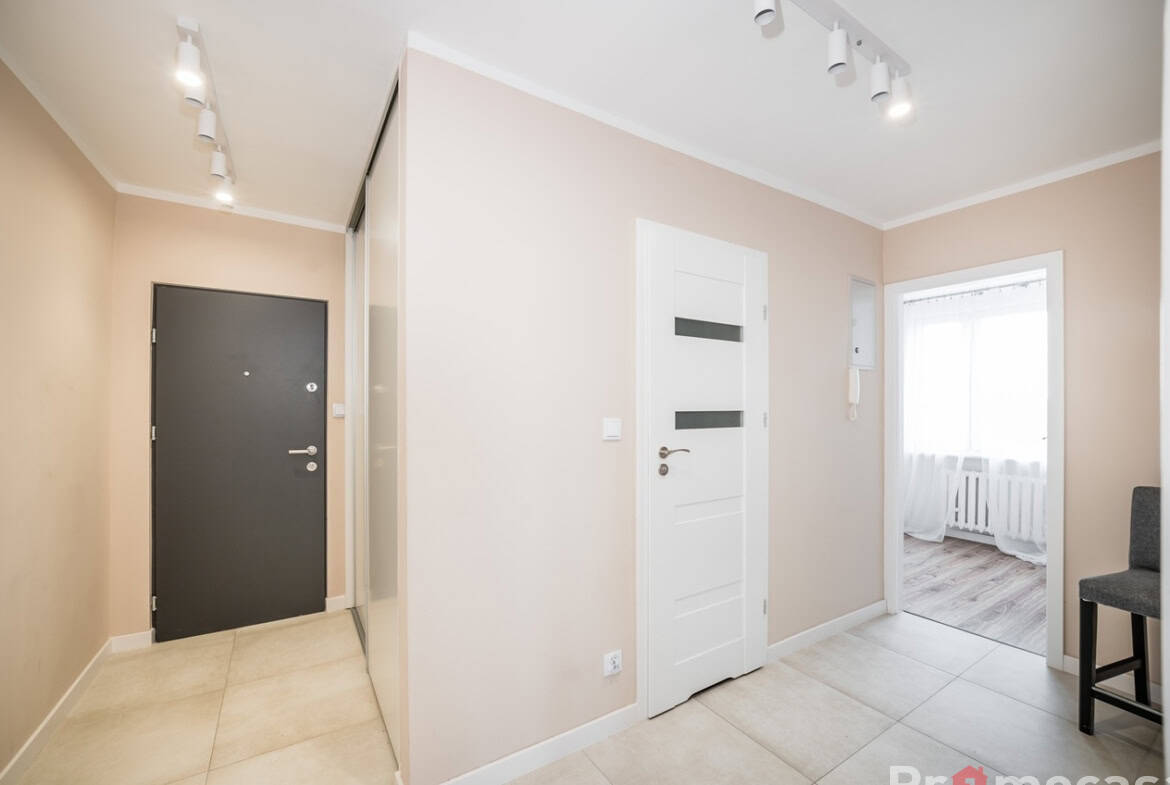 Mieszkanie na sprzedaż – Kraków -Bieżanów – ul. Heleny – 3-pokojowe – 51,92 m2 – po generalnym remoncie.