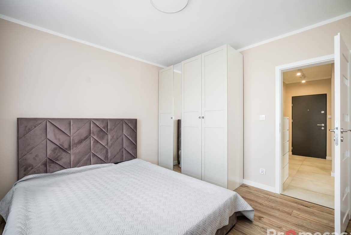 Mieszkanie na sprzedaż – Kraków -Bieżanów – ul. Heleny – 3-pokojowe – 51,92 m2 – po generalnym remoncie.