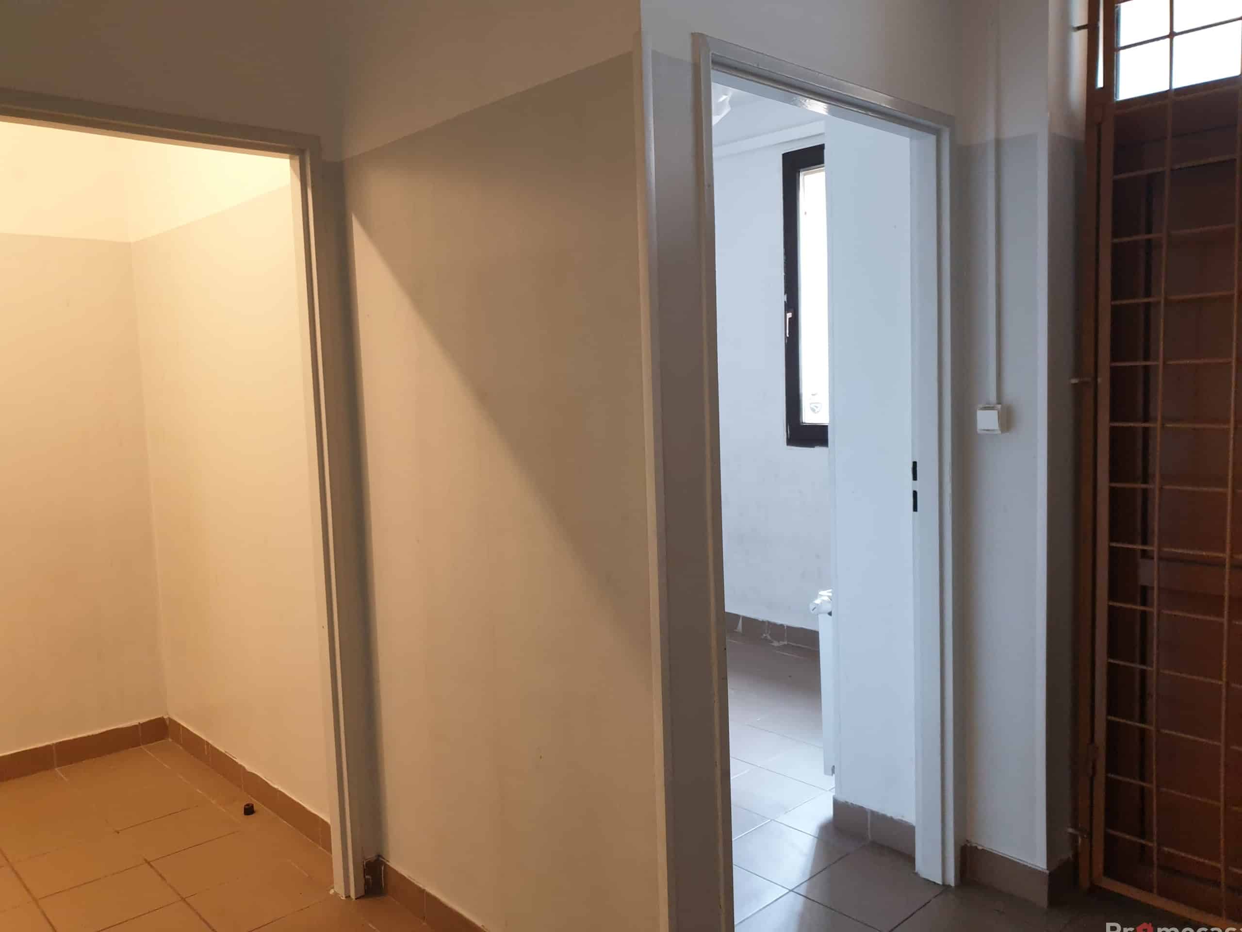 20260811_100106 Lokal usługowy do wynajęcia – 5 pomieszczeń – parter – Bieżanów-Prokocim- ul. Jerzmanowskiego – 128 m²