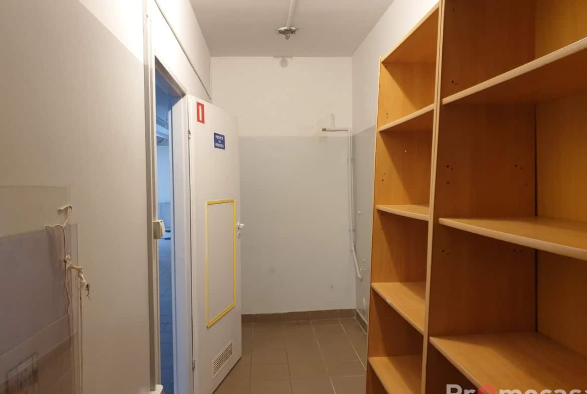 Lokal usługowy do wynajęcia – 5 pomieszczeń – parter – Bieżanów-Prokocim- ul. Jerzmanowskiego – 128 m²